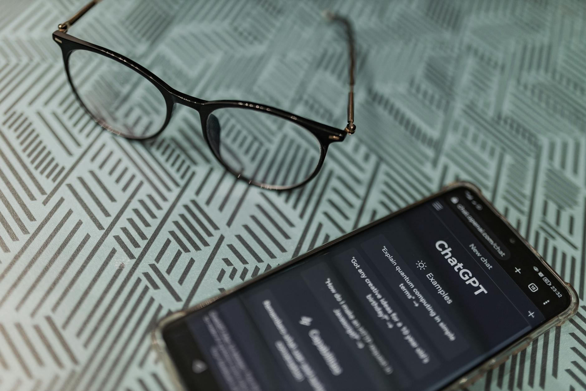 Manus App assistant IA automatisation support RH et reporting