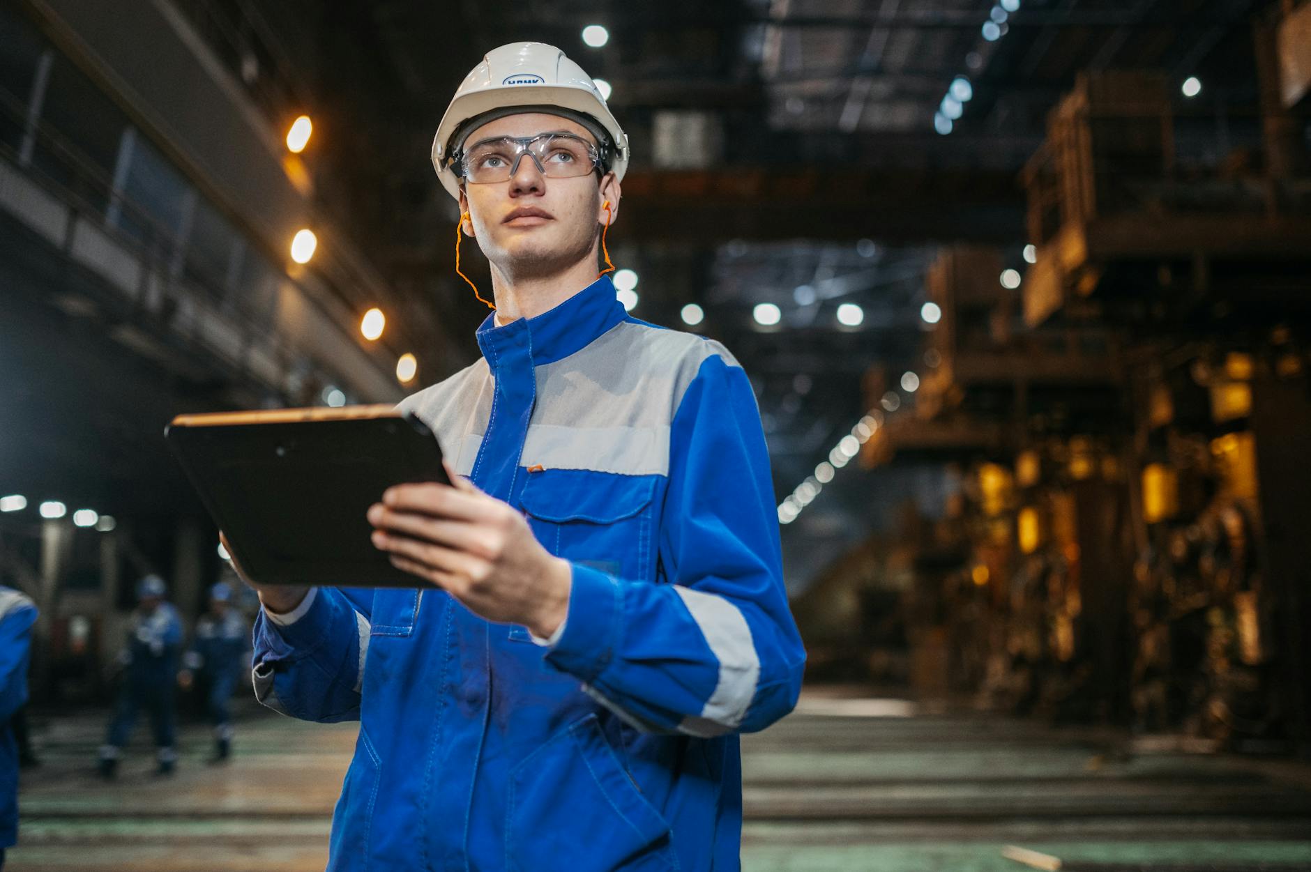 Vue d’un réseau industriel protégé par une couche de cybersécurité avancée