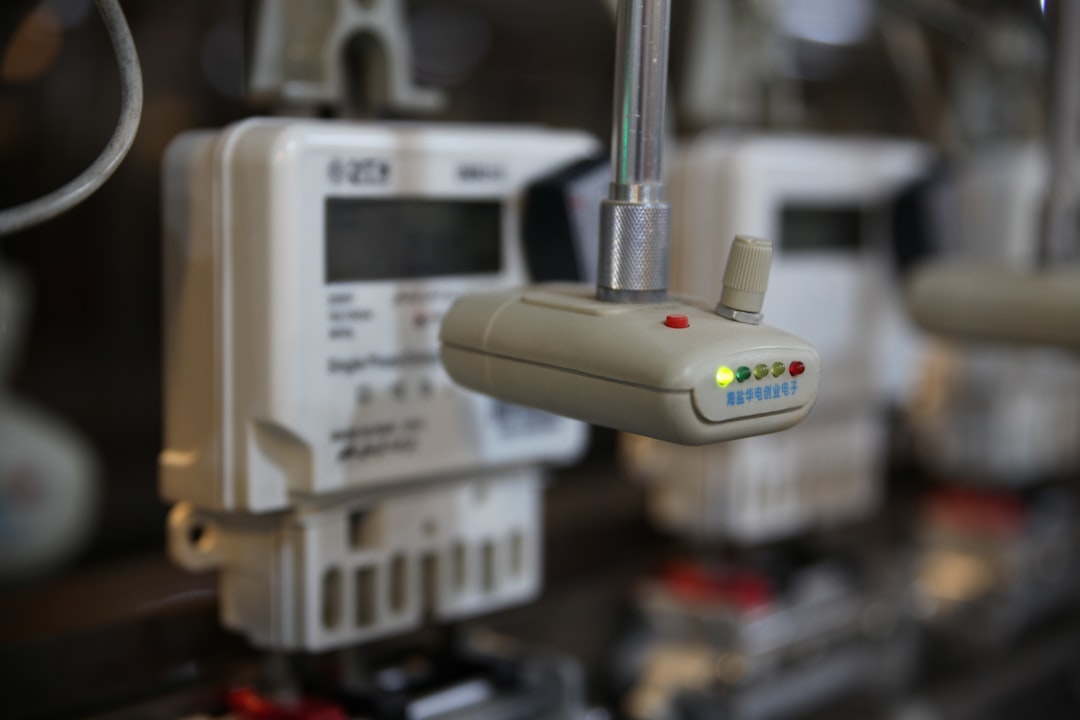 Comparison of traditional and smart sensors in automation