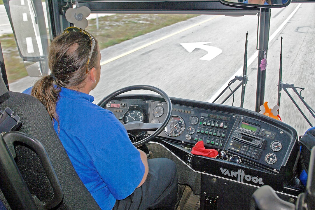 Schéma du pilotage industriel avec indicateurs de performance et boucle de contrôle