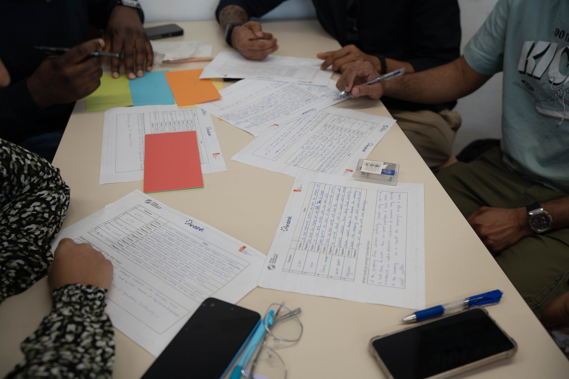 Interface de rédaction collaborative dans Claude IA avec structuration de document